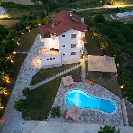 Villa Panorama Hills Entire *